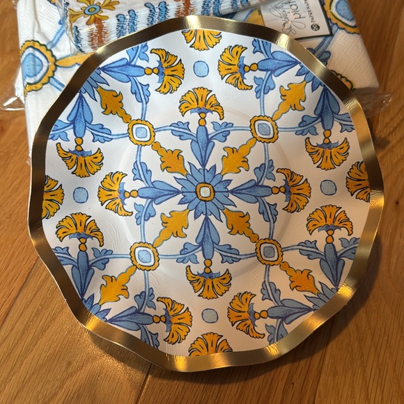 Sophisti Plate Luncheon Plate Napkin Flatware Set - Picture 4 of 11